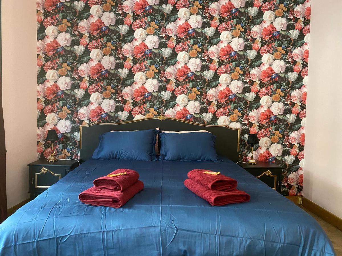 The Pink Studio - Exceptional Location In City Center - Unique & Elegant Lejlighed Namur Eksteriør billede